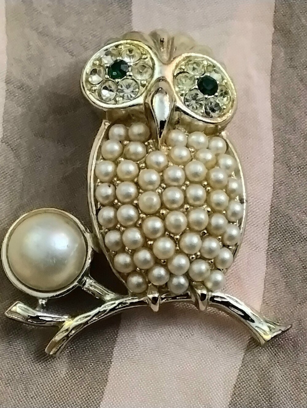 Vintage Sarah Coventry Beaded Owl Brooch/pin